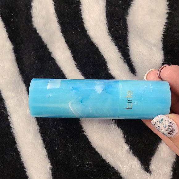 Tarte lipstick in Berry Mojito - Picture 3 of 7